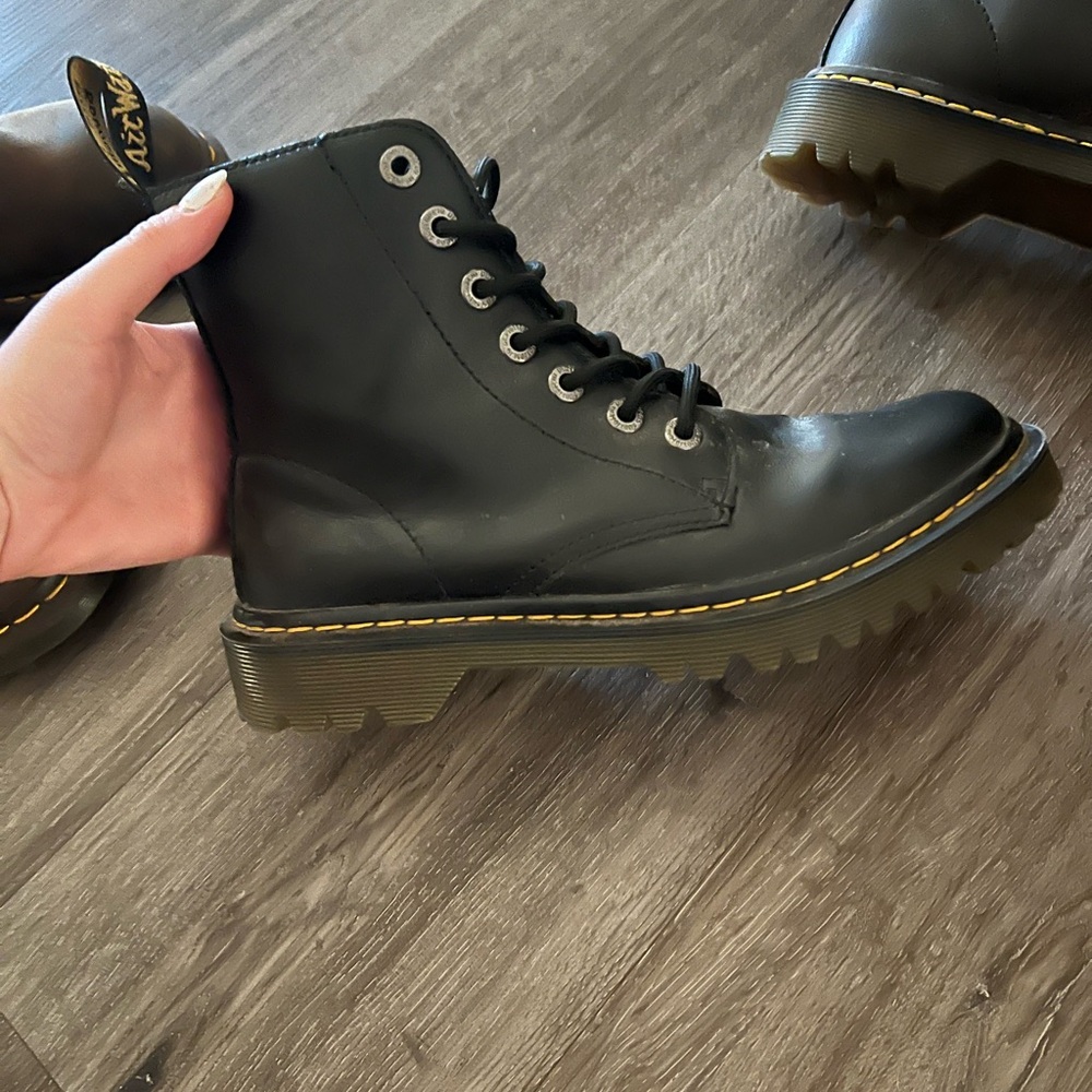 Never worn, Dr . Martens Black Leather Lace-Up Boots